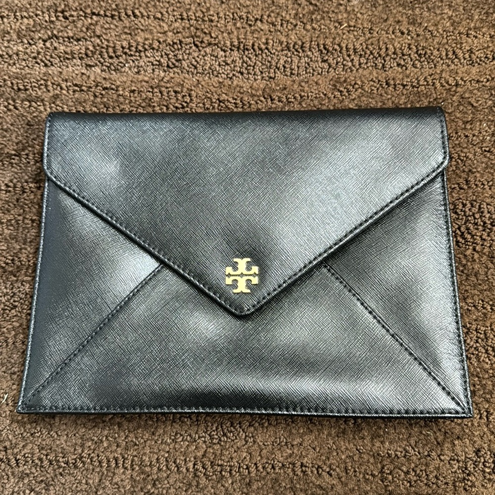 COPY - TORY BURCH ENVELOPE CLUTCH